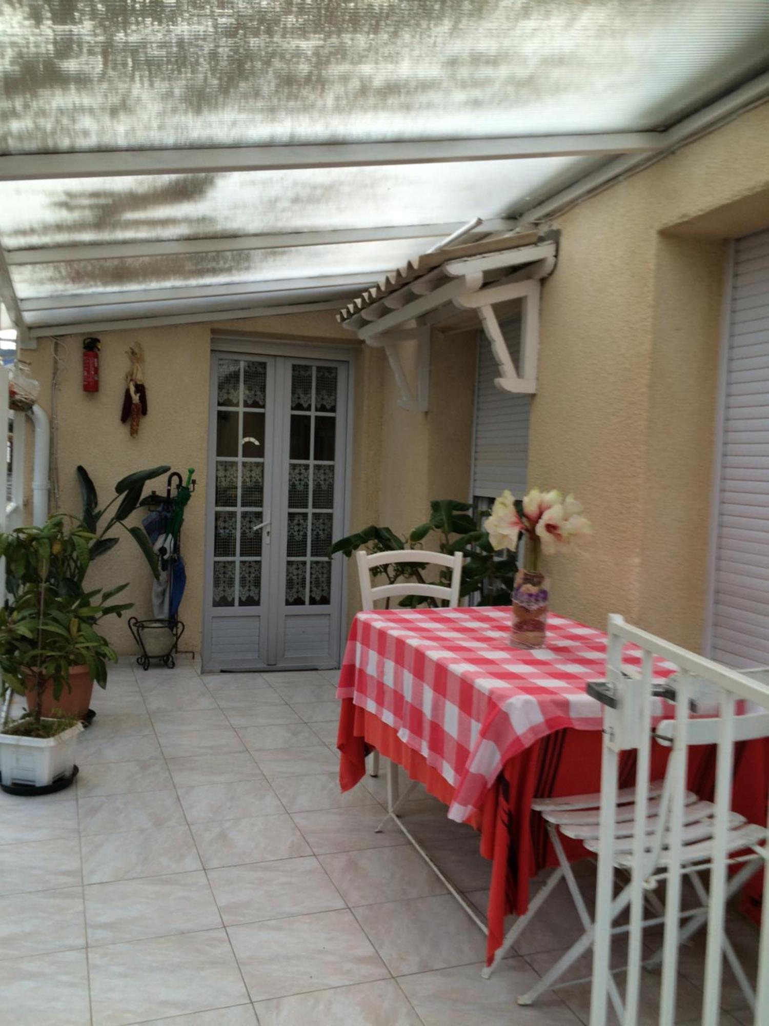 Pavillon Clara Flor Vila Prades  Exterior foto